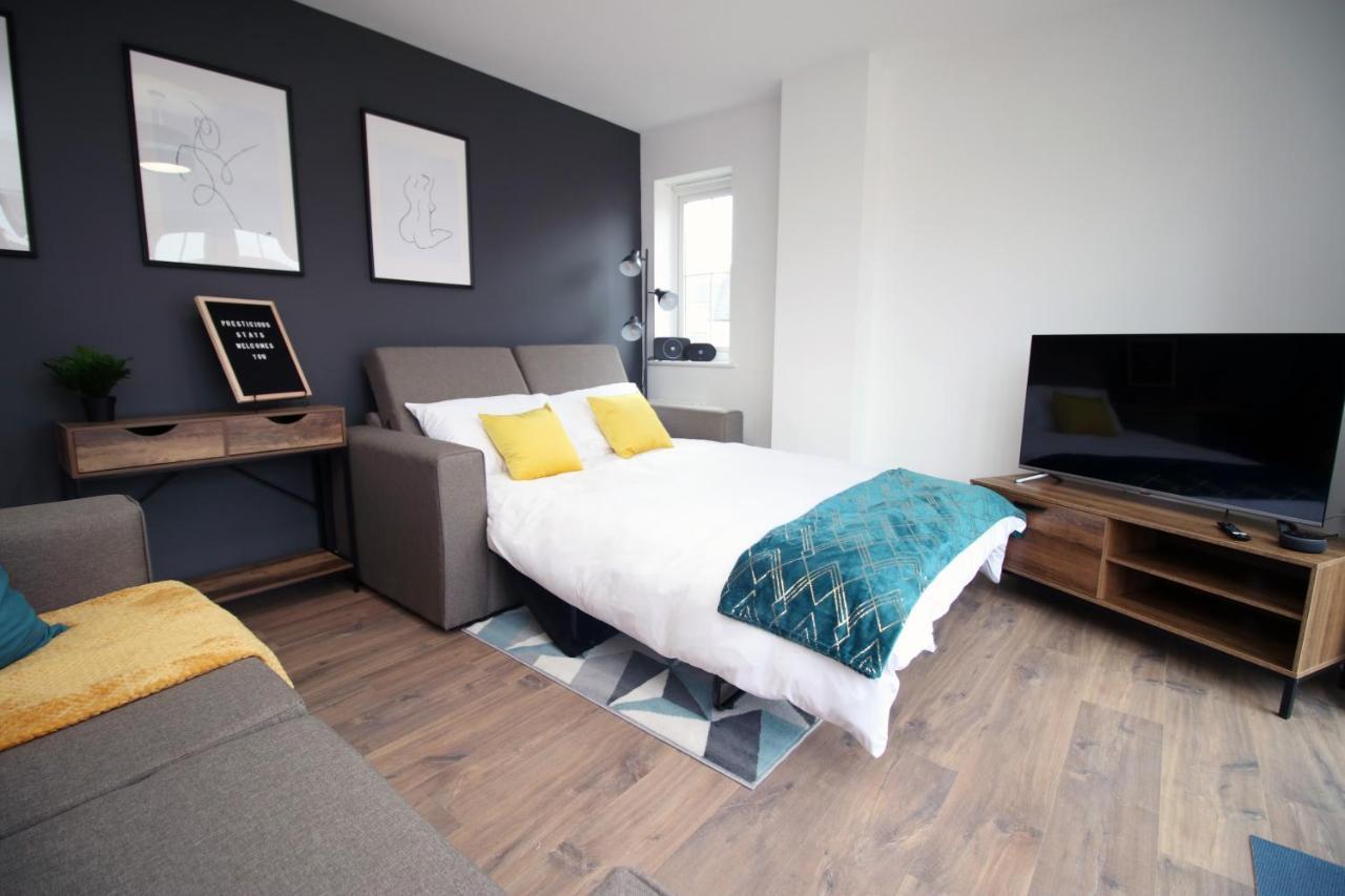 Delft - Spacious Home, High Speed Wi-Fi, Free Parking, Terrace سويندون المظهر الخارجي الصورة